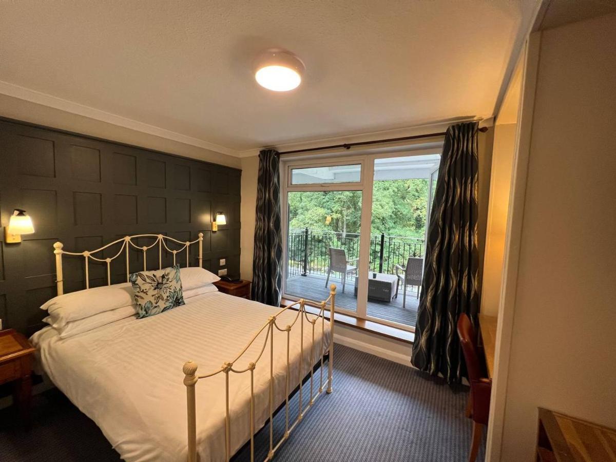 The Chainbridge Hotel Llangollen Extérieur photo